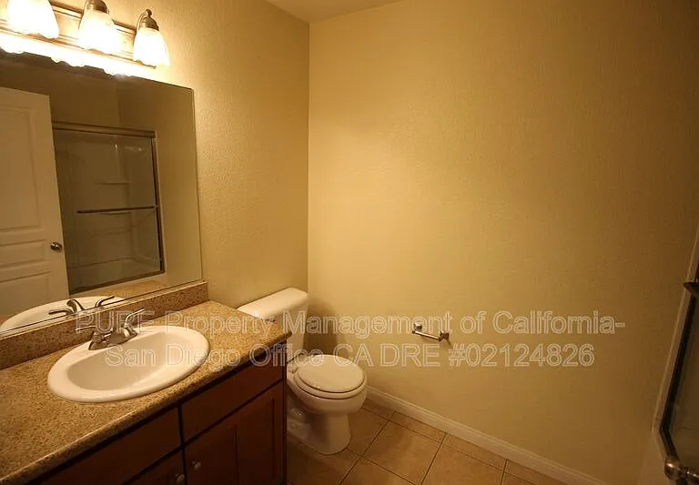 210 Chambers St #9 — Photo 9