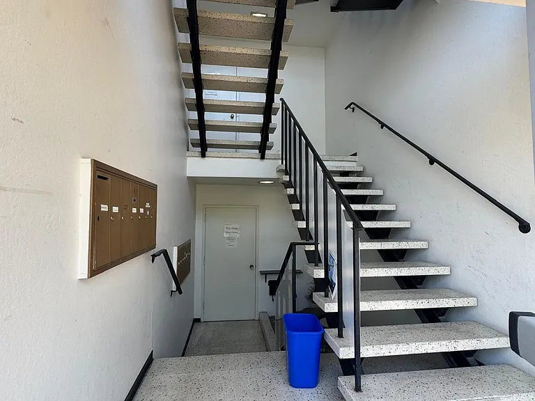 1821 Ogden Dr #12 — Photo 21
