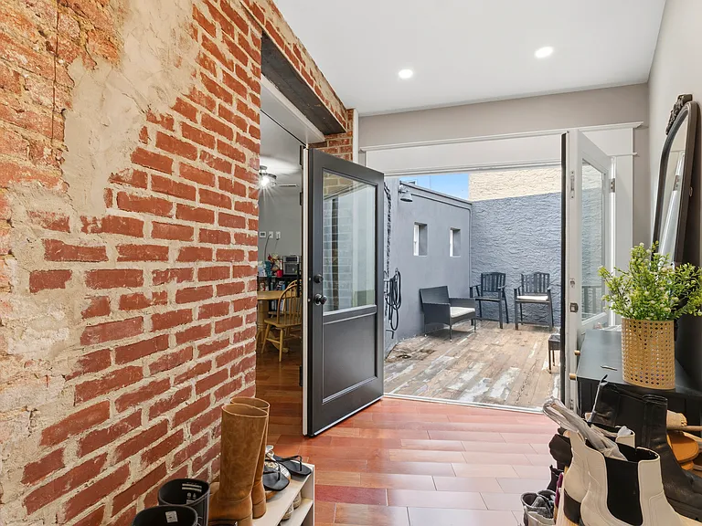 4331 Cresson St — Photo 15