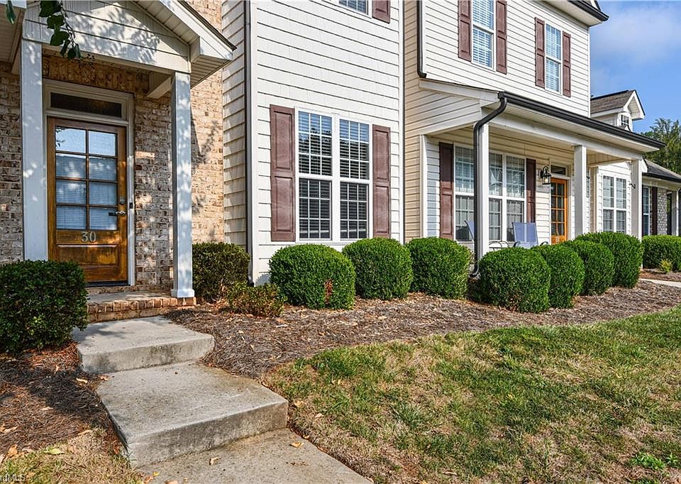 1st image of 30 Nandina Dr