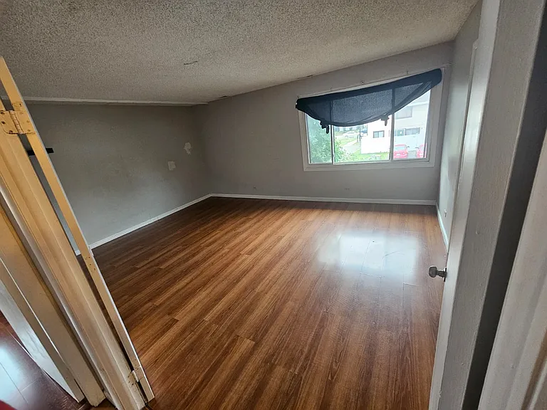 1117 Court G — Photo 18