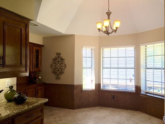 5th image of 2930 Apple Valley Dr