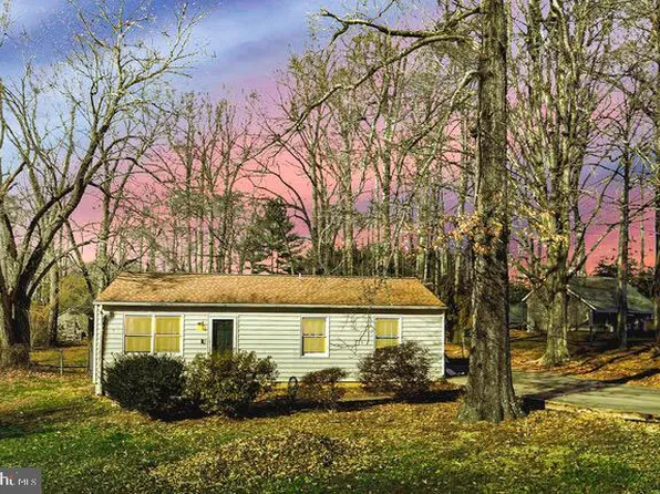 68 Arrowhead Dr, Stafford, VA 22556