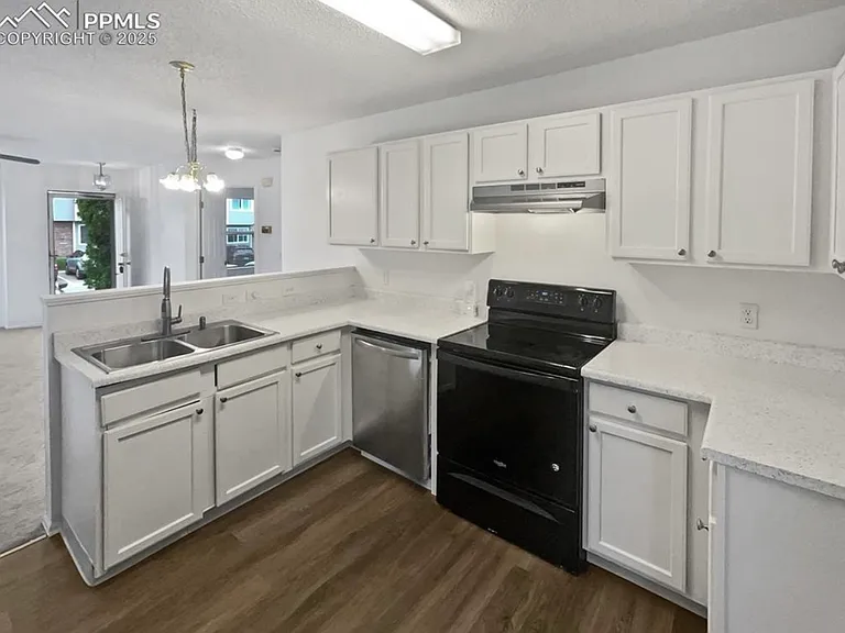 4785 Live Oak Dr — Photo 5