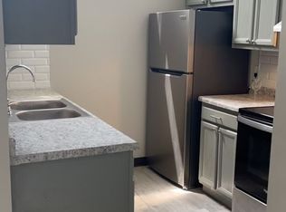 805 Kerns Dr NE APT C, Bolivar, OH