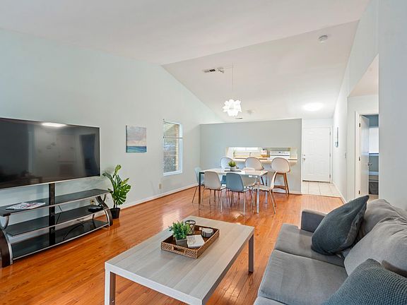 3rd image of 201 Howell St APT 400A