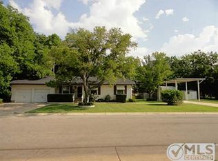 6013 Highland Ave, Haltom City, TX 76117