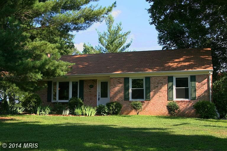 1st image of 189 Sanford Dr