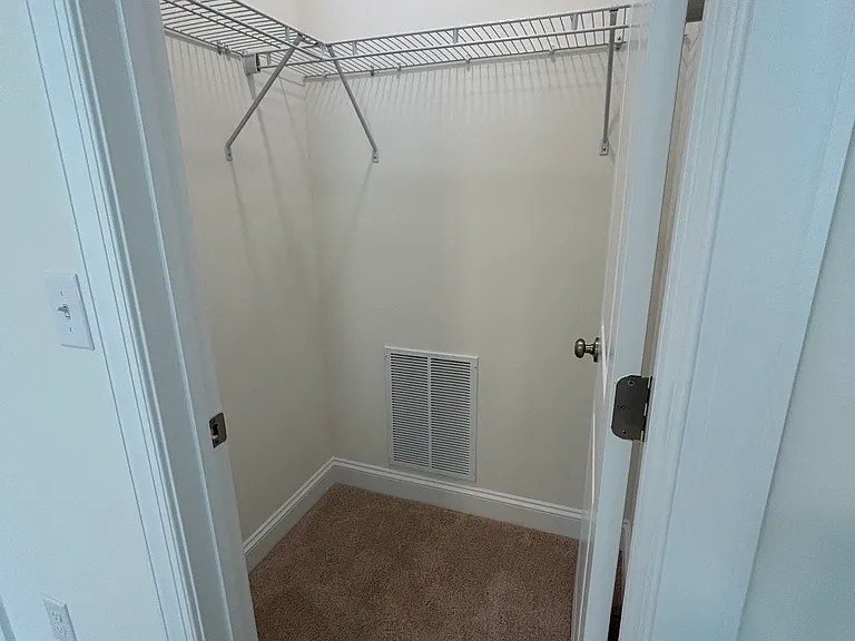 519 Bedford St — Photo 22