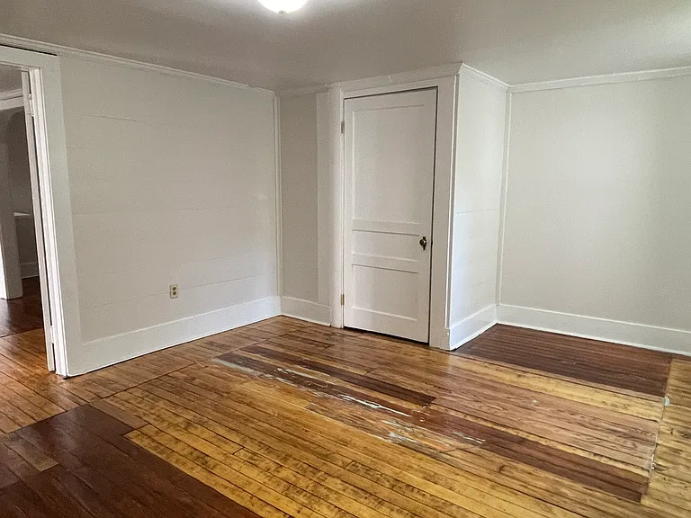 1812 General Pershing St #G — Photo 7
