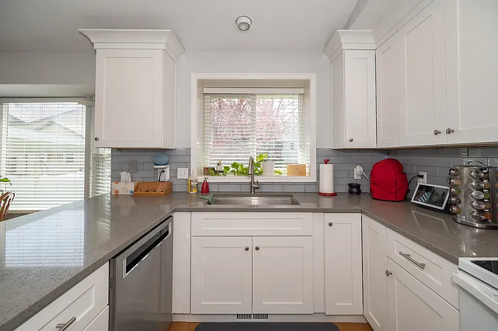 1045 W Ranch Park Dr — Photo 8