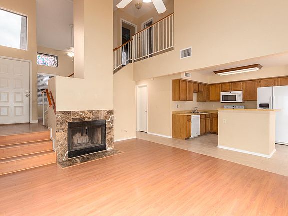 3rd image of 16480 N 68th Ave