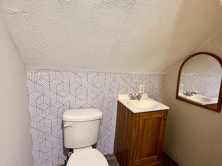 3652 E 151st St #2 — Photo 8