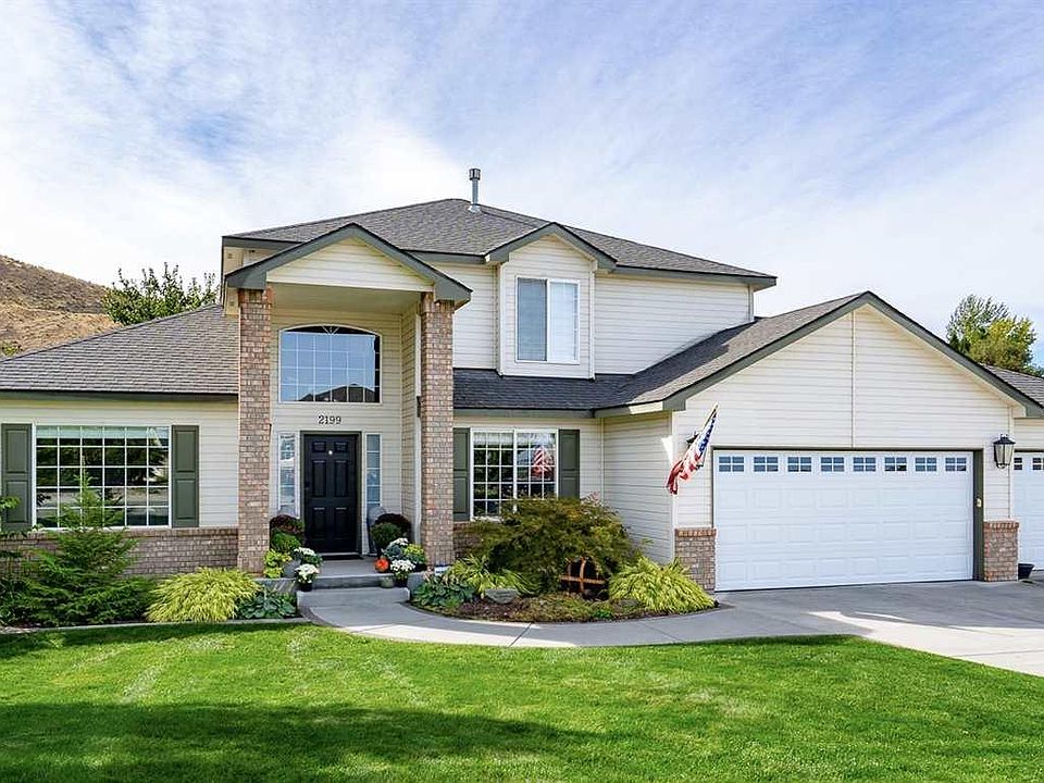 1st image of 2199 Morency Dr