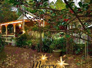 305 Debra St, Inglis, FL 34449