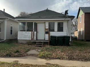 1417 Myrtle St, Sioux City, IA 51103