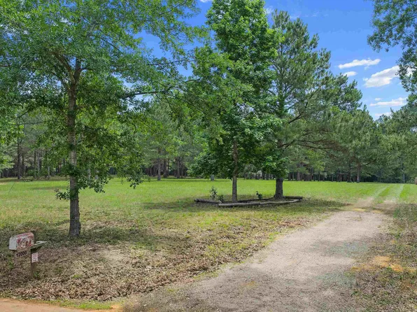 12000 N County Road 2126, Henderson, TX 75652