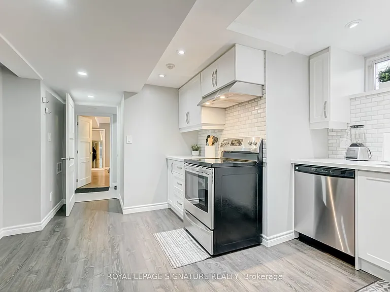 71 Daleside Cres #BASEMENT — Photo 18