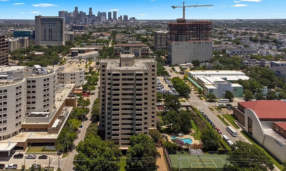 1st image of 1400 Hermann Dr Unit 4D