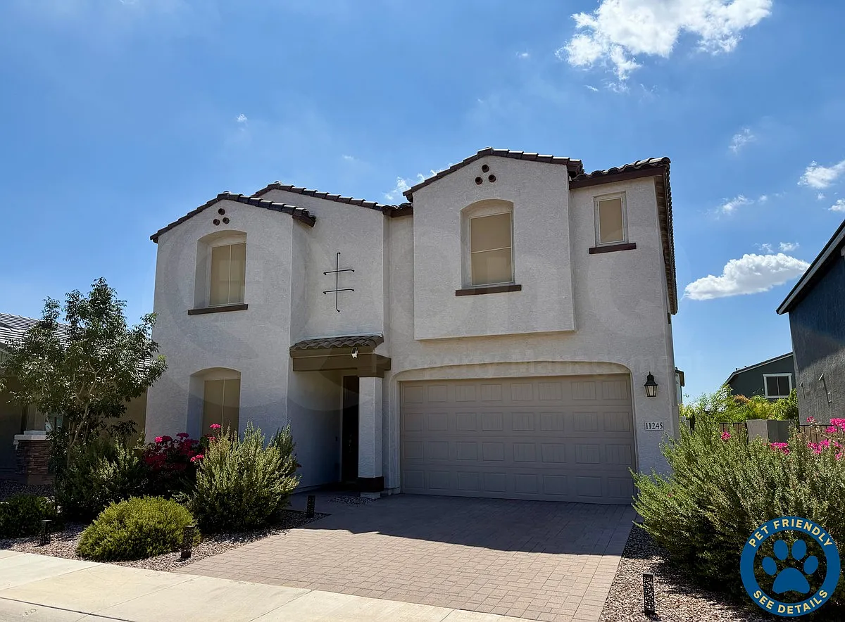 5 bed, 4.5 bath, 3058 sqft, $3,300 — Photo 1