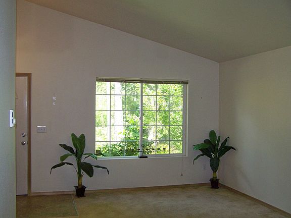 3rd image of 19714 20th St S