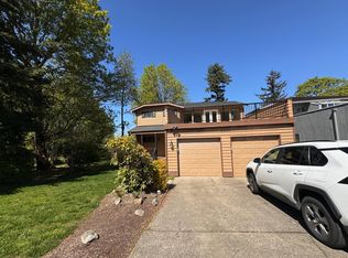 2220 SE 8th Pl, Renton, WA 98055