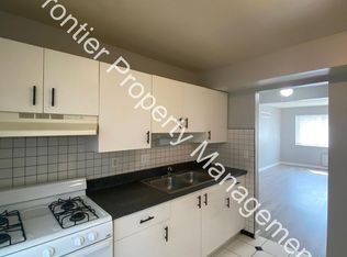 Freshly Updated 2 Bedroom 1 Bath Apartment!, Florissant, MO 63031
