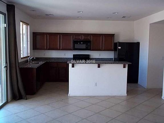 4th image of 5038 Lavaliere Ave