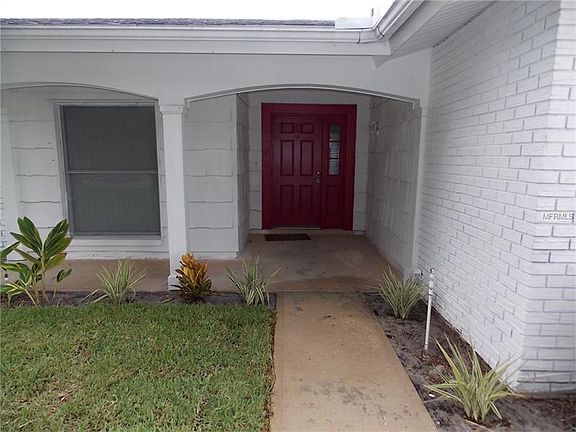 3rd image of 7819 Doral Dr