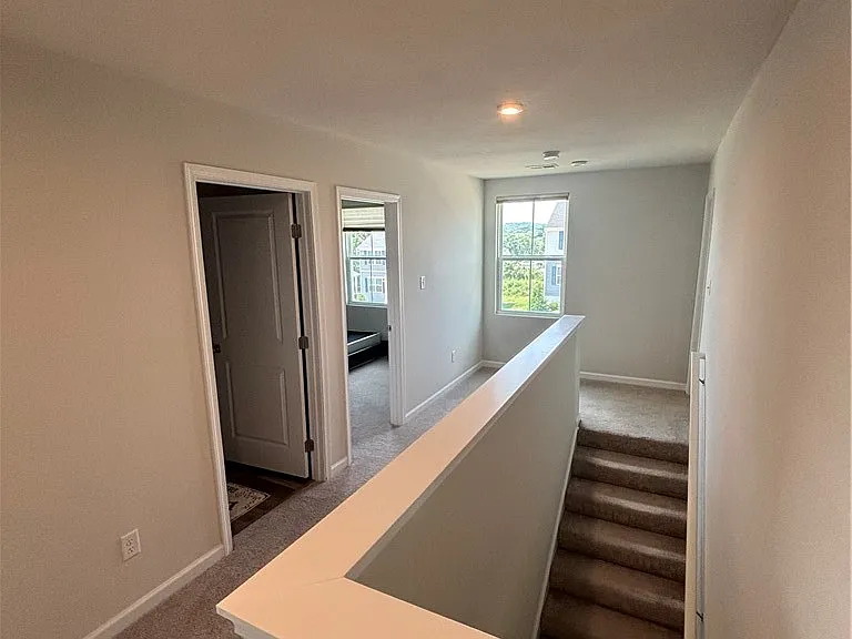 313 Ruth Ct — Photo 9