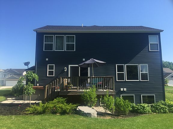 3rd image of 3559 Matterhorn Ln