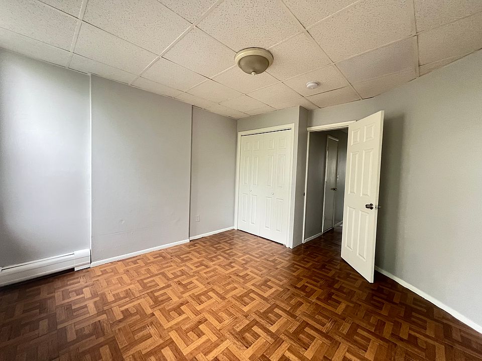 2nd image of 14 Sherman Ave APT 3