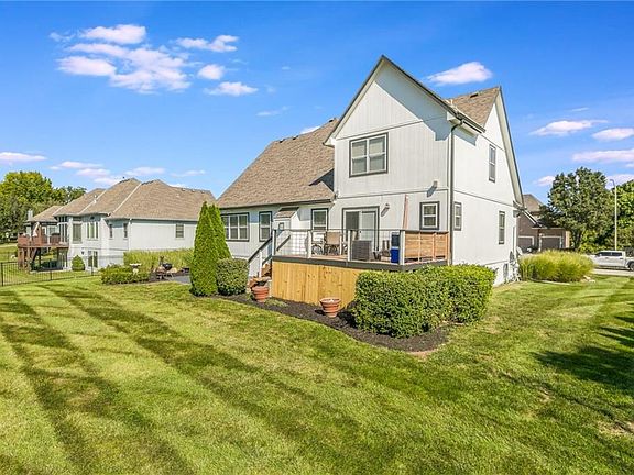 5th image of 8718 Ridgeway Ct