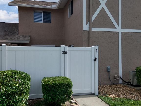 2nd image of 1031 SE 8th Ter APT 2C