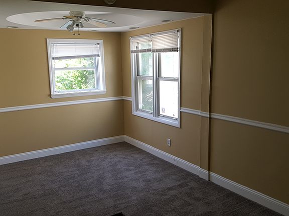 5th image of 28223 Schram St