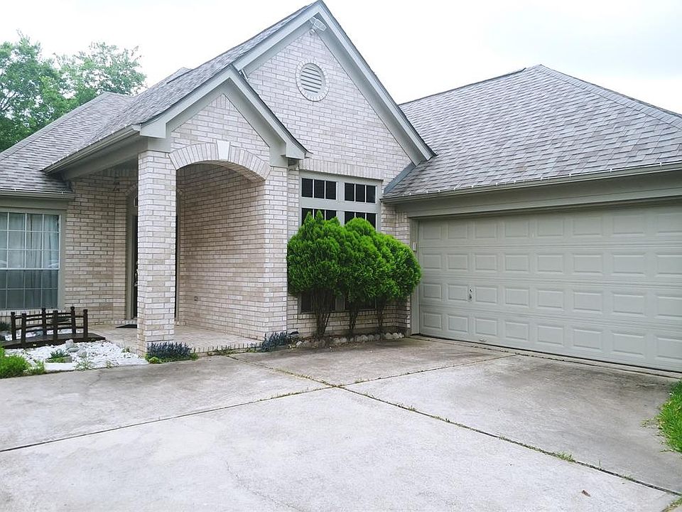 1st image of 3519 Deerbrook Ct