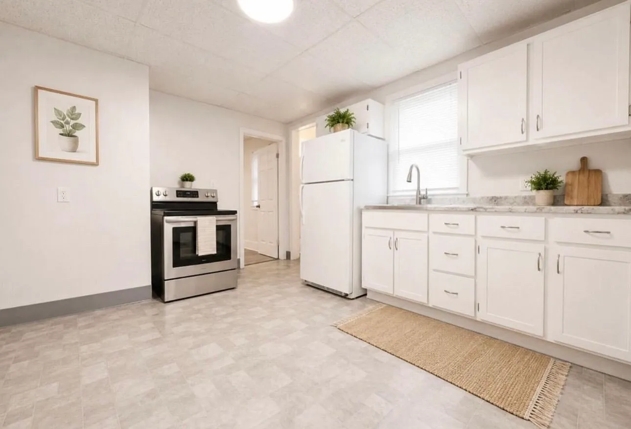 2 bed, 600 sqft, $1,250 — Photo 3