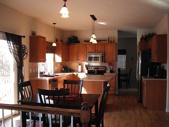 Kitchen/Dining