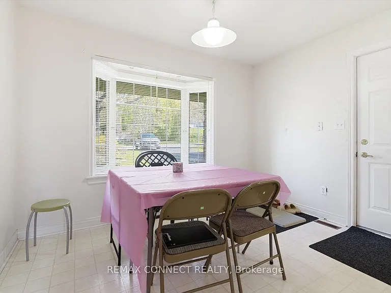 4 Sunrise Ct — Photo 6