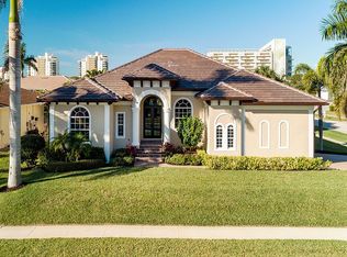 650 Amber Dr, Marco Island, FL 34145