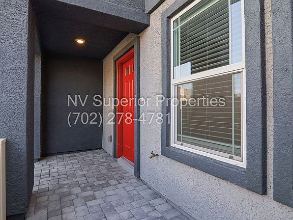 3rd image of 1902 Omaggio Vista St