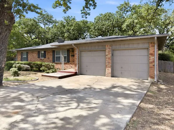 6500 Callahan Ct, Fort Worth, TX 76112