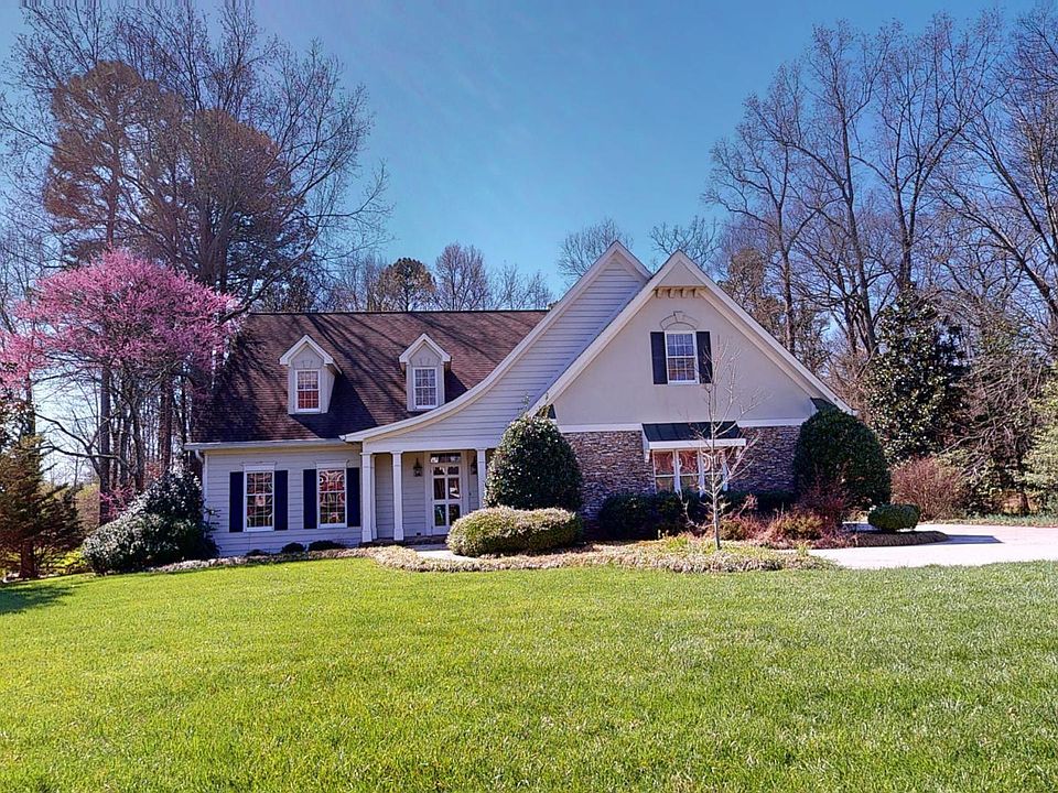 1st image of 3475 Willow Oak Cir NW