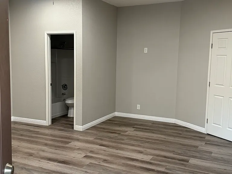 10988 Sumac Ct — Photo 8