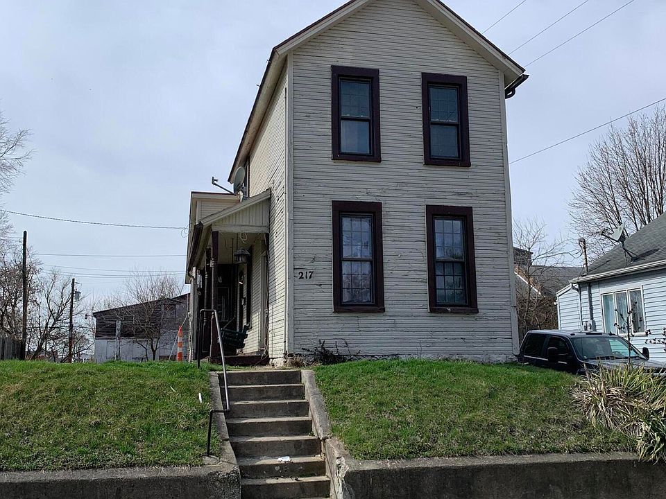 2nd image of 217 N Shaffer St