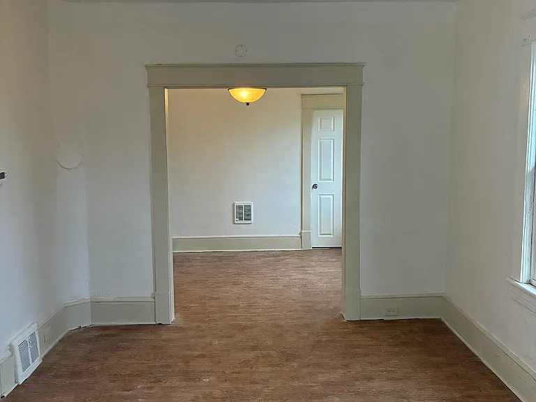 543 Chestnut Ave NW — Photo 5