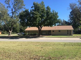 3124 N Thompkins Ave, Bethany, OK 73008