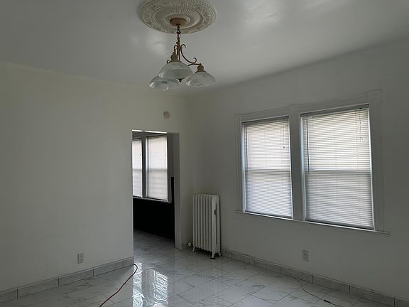 5th image of 310 Taylor St Floor 2