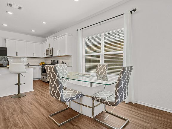 4th image of 432 Wolf Springs Rd