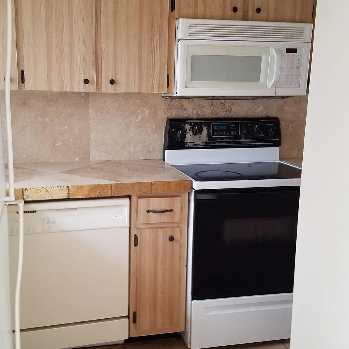 2 bed, 1.5 bath, $1,350 — Photo 3